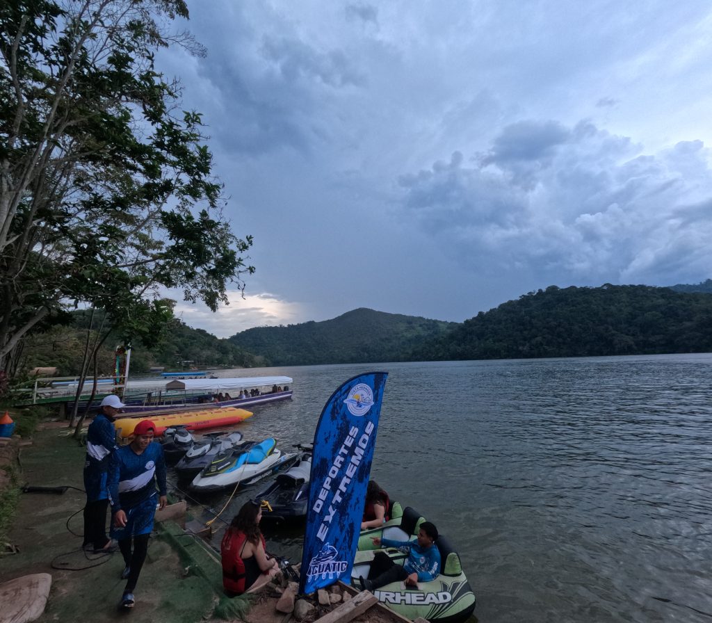 Laguna Azul